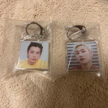 SUPER JUNIOR D&E 동해 혁 아크릴 키링