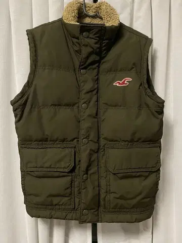 홀리스터 다운 베스트 보아 안감 S 사이즈 버튼 택 포함 그린