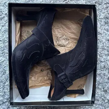 [ 완판템 ] NEW ROCK mens PIN HEEL 27.5 초레어