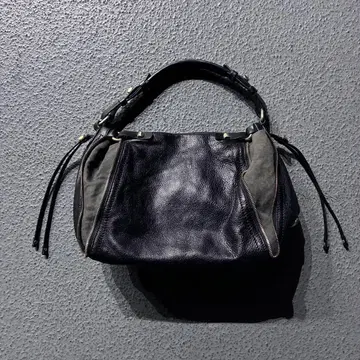 Francesco Biasia 지퍼 액센트 레더 백