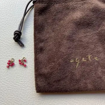 아가트 참 레드 스피넬