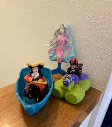 디즈니 피터팬 hook 해피밀 토이 3개