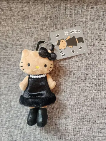 헬로키티 드레스 스타일 키링 새상품