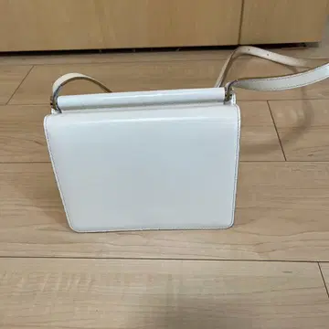 TOUT Y EST 포멜 미니백 아이보리
