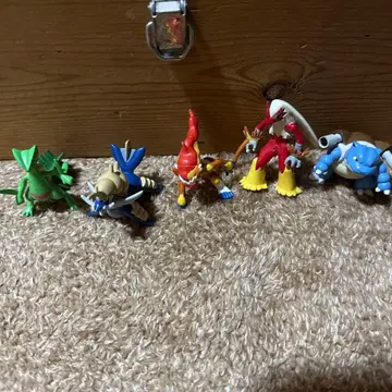 몬코레 이상해꽃 거북왕(카멕스) 번치코 대검귀 초염몽 스타팅 포켓몬