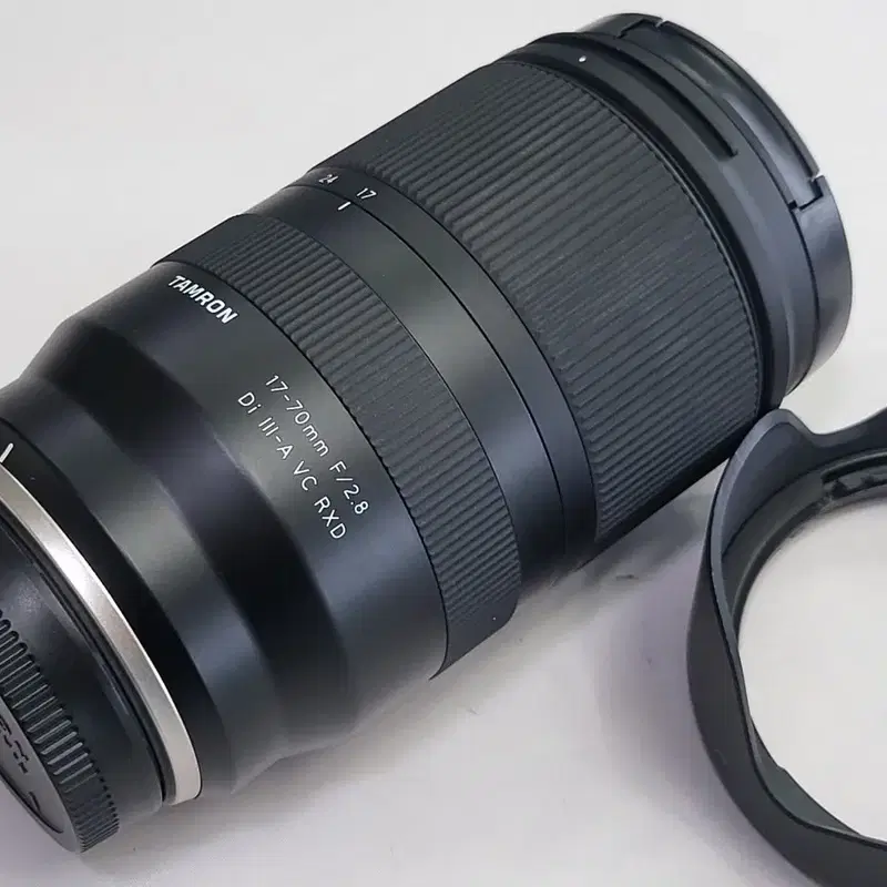 탐론 17-70mm F2.8 Di III-A VC RXD 소니e/신품급