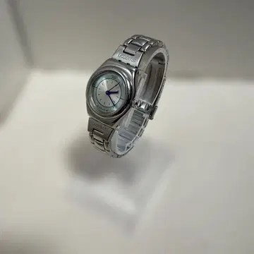 swatch IRONY 실버 스카이블루 다이얼