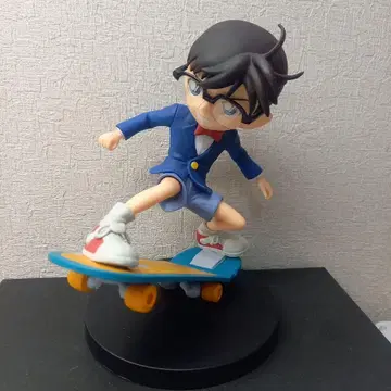 코난 스케이트보드 피규어