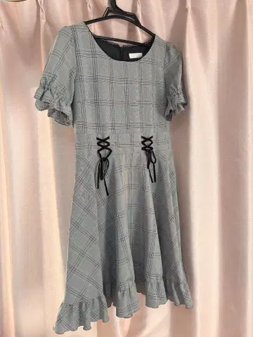 LIZLISA 그레이 체크 무늬 반팔 미니 원피스