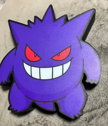 팬텀 라이트 입상 포켓몬 센터