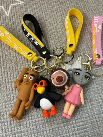 툰툰사후르, 발레리나 카푸치나, 키링 4개 세트