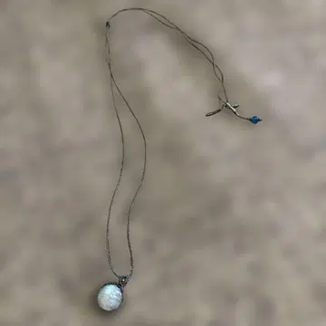 문스톤 펜던트 목걸이