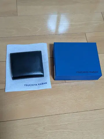 TSUCHIYA KABAN 접이식 지갑