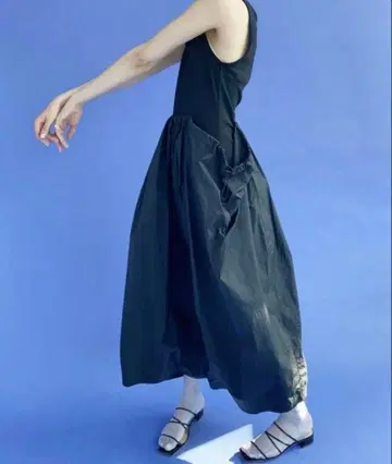 AMOMENTO 시어 저지 드레스