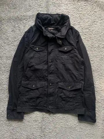 'HIDEAWAYS' 더블 집 밀리터리 재킷