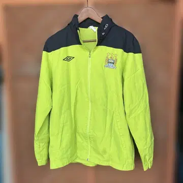 맨체스터 시티 엄브로 데상트 나일론 자켓 00s 후드티