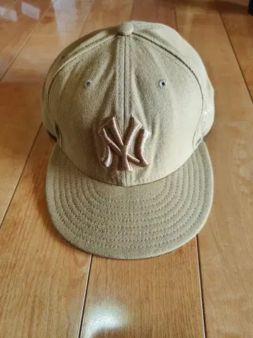 newera 베이지 NY 로고 야구 모자 63cm