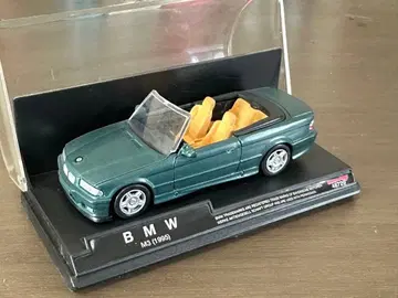 BMW M3 (1998) 컨버터블 미니카 new ray