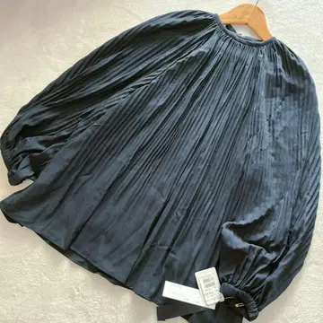 새상품 Age Black 2way 플리츠 블라우스 쉬폰 풀오버