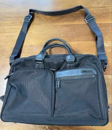 ZERO HALLIBURTON 블랙 비즈니스 백