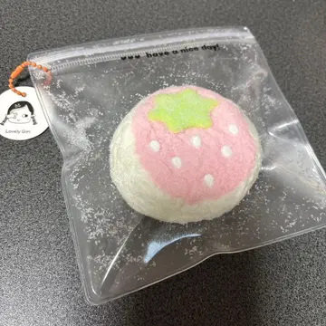 스퀴즈 폭신폭신 빵 딸기 수분감