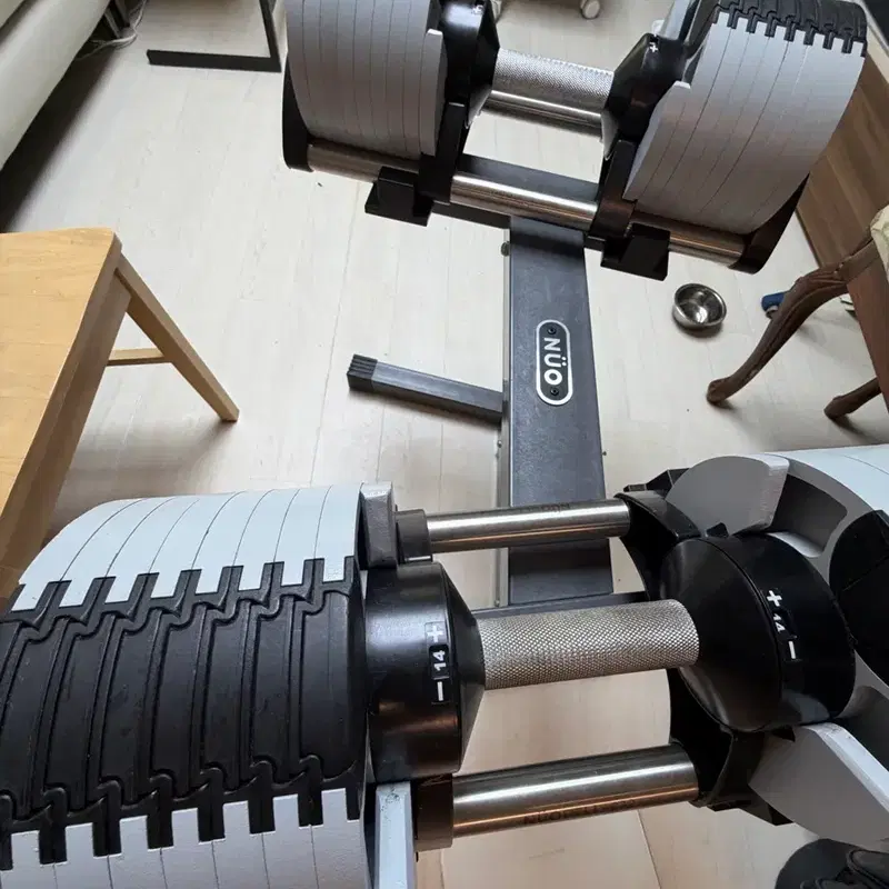 누오 덤벨 32kg 거치대 포함 (애쉬 그레이)
