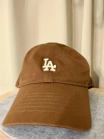 LA Dodgers 야구 모자 브라운
