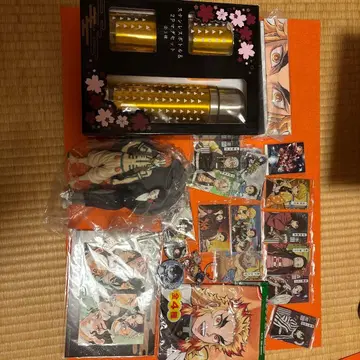 귀멸의 칼날 렌고쿠 쿄쥬로 외 굿즈 모음