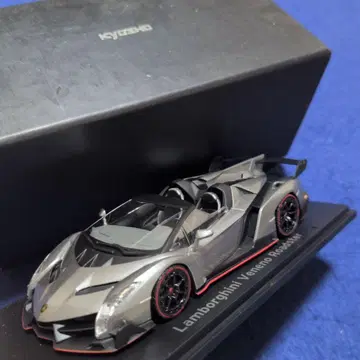 교쇼 1/43 람보르기니 베네노 로드스터