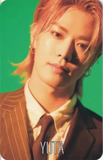 NCT 127 YUTA LOVEHOLIC B-2