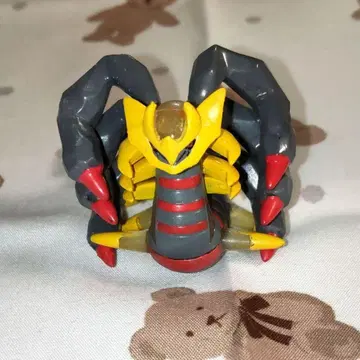 [ 포켓몬 ] 몬코레 기라티나 극장 한정판 클리어ver. 오리진 형태