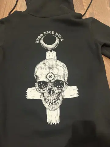 KRY TOKKURI 하이넥 후드티