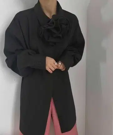 Ameri ROSE CORSAGE BLOUSE 블랙 오버 사이즈 셔츠