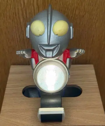 초레어! 쇼와 레트로 챠링쿠루 [ 울트라맨 ] 자전거 라이트 레어