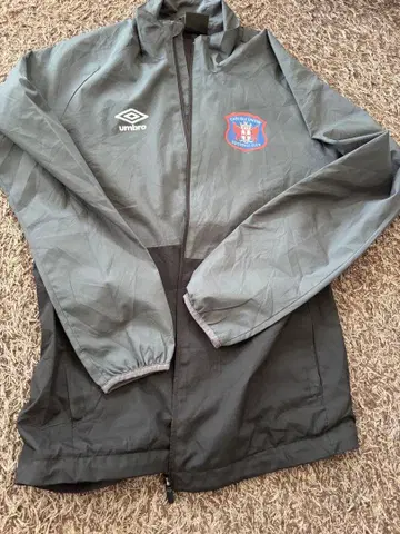 구제 의류 umbro 엄브로 윈드 브레이커 그레이/블랙