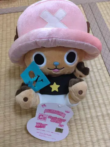 제일복권 원피스 마린포드 편 초파 T셔츠 봉제 인형