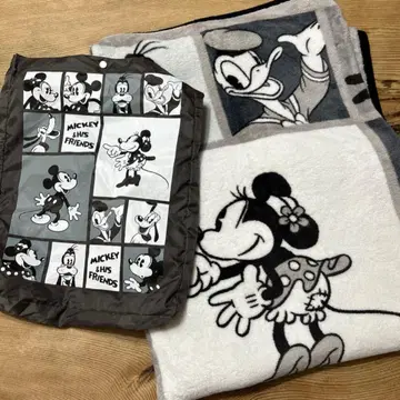 [ 미사용품 ] 디즈니 복슬복슬 담요 모노톤 숄더백 포함