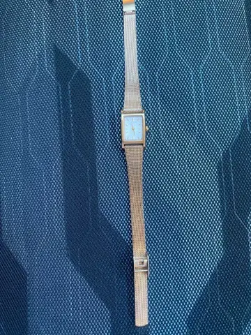 마가렛호웰 시계