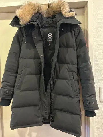 CANADA GOOSE 다운 자켓 S BLACK