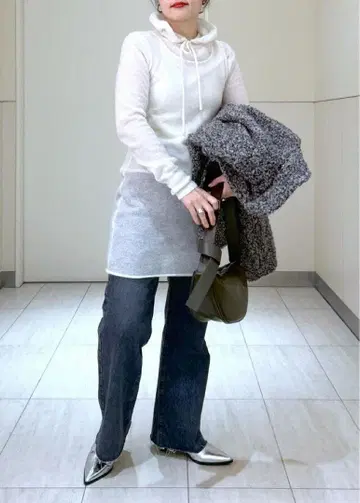 AMOMENTO 슬리브리스 니트 원피스