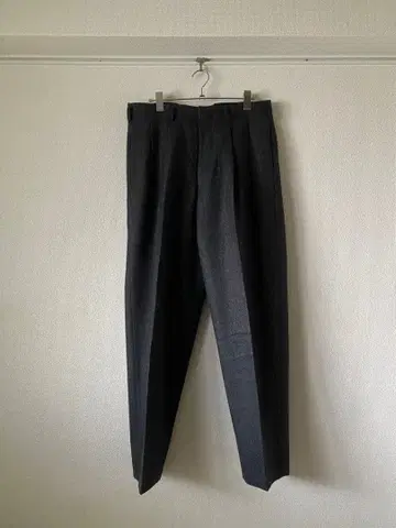 HEUGN TROUSER 009 GEORGE 슬랙스 그레이 플란넬