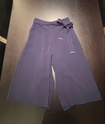 CH 캐롤라이나 헤레나 네이비 컬러 큐롯