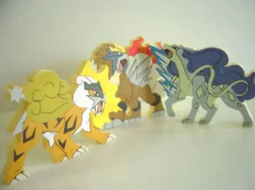 포켓몬 색이 다른 엔테이 라이코우 스이쿤 피규어 세트