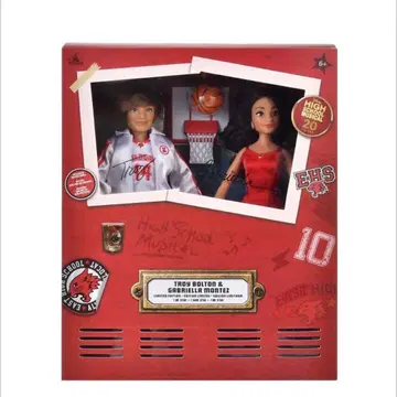 트로이 볼튼 & 가브리엘라 몬테스 인형 20주년 기념