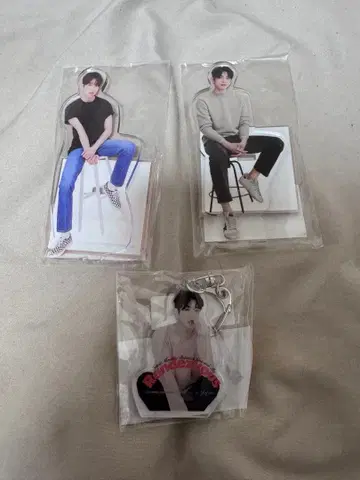 GOT7 진영 아크릴 스탠드 키링