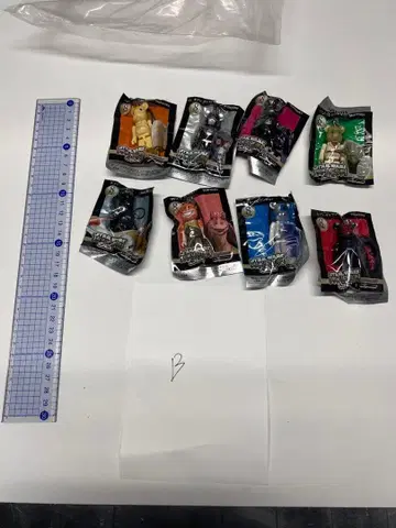 베어브릭 x 스타 워즈 에피소드 1 팬텀 메니스 3D