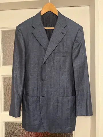 Kiton 울 린넨 네이비 자켓 (IT52)