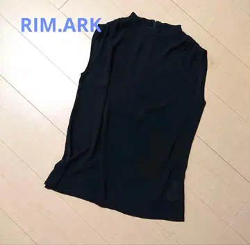 RIM.ARK 림아크 시어 블라우스 블랙 슬리브리스 상의