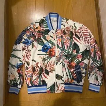 EMA BLUE'S 플로럴 프린트 블루종