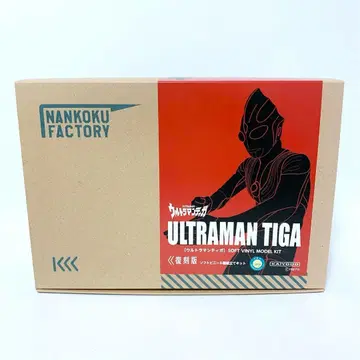 카이요도 울트라맨 티가 메가 소프트 비닐 키트 복각판